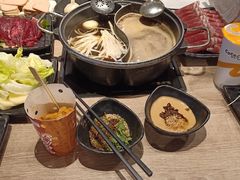 -呷哺呷哺(新世界百货望京店)