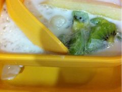 -满记甜品(优客百盛店)