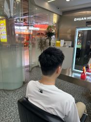 -川和潮人