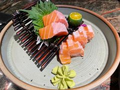 三文鱼腩刺生-炙柒Sekinana·精致料理 烧鸟·铁板烧(海上世界店)