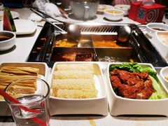 -海底捞火锅鲜切牛肉主题店(长寿路店)