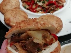 香卤肉夹馍-万重锦·人文川菜馆(骡马市店)