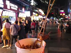 -八一好吃街·高品美食广场