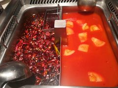 -海底捞火锅鲜切牛肉主题店(长寿路店)