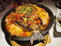清江鱼-鸣记脆皮烤鱼·海鲜烤鱼(三八广场店)