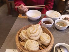 -阿婆情腊排骨火锅·野生菌季(古城旗舰店)