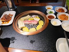 -军硕烤肉·部队火锅(二七万达店)