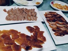 -阿三鱼头泡饼·家常菜