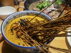 -大众跷脚牛肉馆·非遗传承单位(峨眉山店)