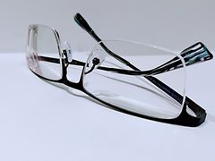 -无界眼镜MaxLess(滨江星光大道店)