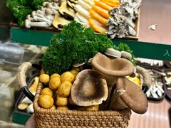 -楠小云·云南鲜菌·鲜牛自助火锅(九眼桥店)