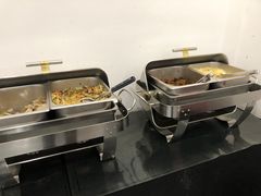 -上海宝信宝马4S店