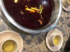 -肖肖酸萝卜鱼火锅(总店)