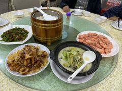 -鹏城人家海鲜酒家·23年老字号(较场尾店)