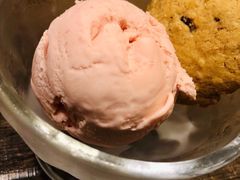 冰淇淋球-HIGH FIVE哈福手工汉堡(桂林路店)