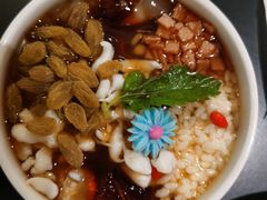 -麻六记(凤凰汇店)