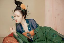 点击看大图 -盘子女人坊古装写真摄影(天津总店)