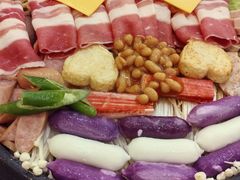 -豚妈妈汤饭·部队锅(南京东路店)