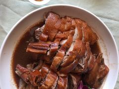 招牌烧鹅-台山第一家兴华黄鳝饭·黄鳝婆(合水分店)