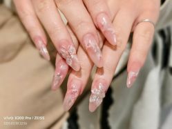 -Miss·A日式美甲美睫