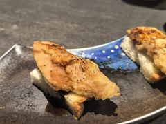 -铭牛烧肉·和牛海鲜自助(高新月牙湖店)