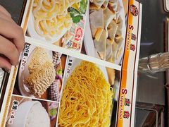 -胡须佬鸡煲四季火锅店(石厦西村直营店)
