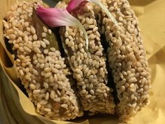 绿茶饼-卯时·龙光雅宴·精致锡帮菜(惠山古镇店)