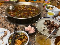 -小饕荟雅安贡椒鱼鲜馆(广福桥店)