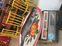 -老刘生态大鱼坊铁锅炖鱼(赛马场店)
