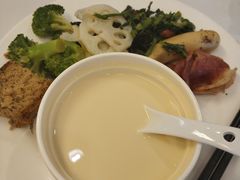 -静之湖湖畔餐厅