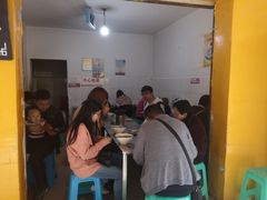 等位区-文山荷鲜居(翠湖店)
