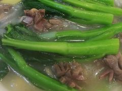 菜远鸡什窝粉-文记壹心鸡(宝华路店)