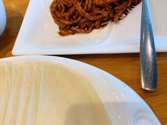 京酱肉丝-乐忻皇朝汇(环贸iapm商场店)