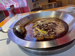 -懒猫鱼·稻田蛙·芋儿鸡火锅(成都东站店)