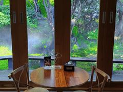 -Chom Cafe and Restaurant