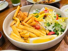 -Two Birds One Stone·一石二鸟(诚品生活店)