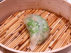 虾皮青菜水晶饺-荣轩(新荣记环球金融中心店)