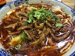 -孙浩特色牛杂面板面(华捷道店)