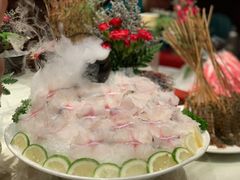 -龙鲜会·澳门生鲜火锅(诚品店)