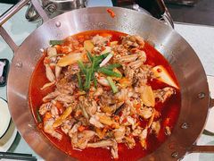 -昱龙大盆牛蛙馆(三兴街总店)