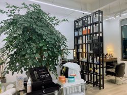 -塞巴斯汀SEBASTIAN专业美发店