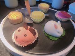 -蝴蝶里·粤菜·点心(滨江龙湖店)