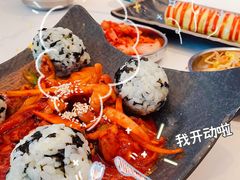 火辣无骨鸡爪-HONGA HONGA雄家(曹路店)