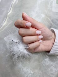 -小黑瓶美甲美睫