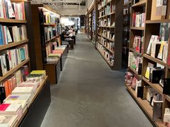 -茑屋书店(天目里店)