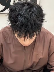 -宫铭烫发染发接发店