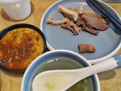 -左庭右院鲜牛肉火锅(金山万达店)