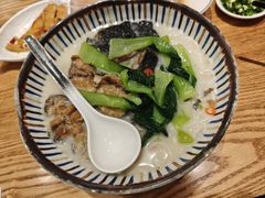 -鲜越鲜鱼粉(财富购物中心店)