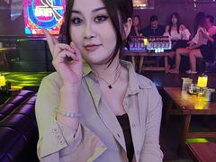 -喜鹊音乐酒馆(西街店)