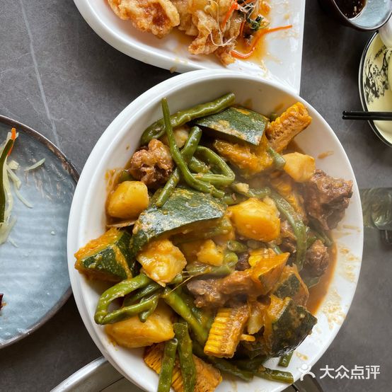 东北特色菜(金怡苑店)
